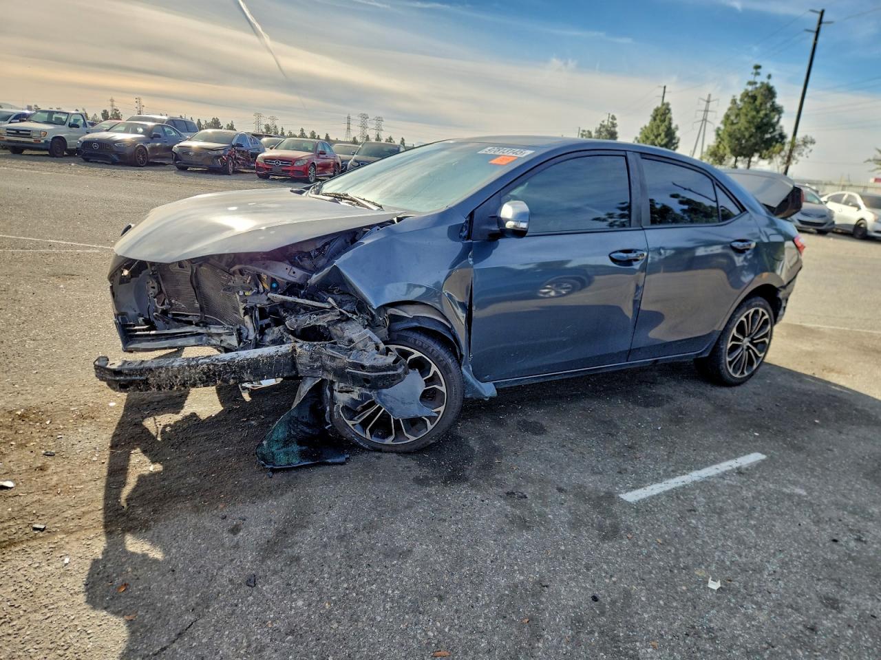2015 TOYOTA COROLLA