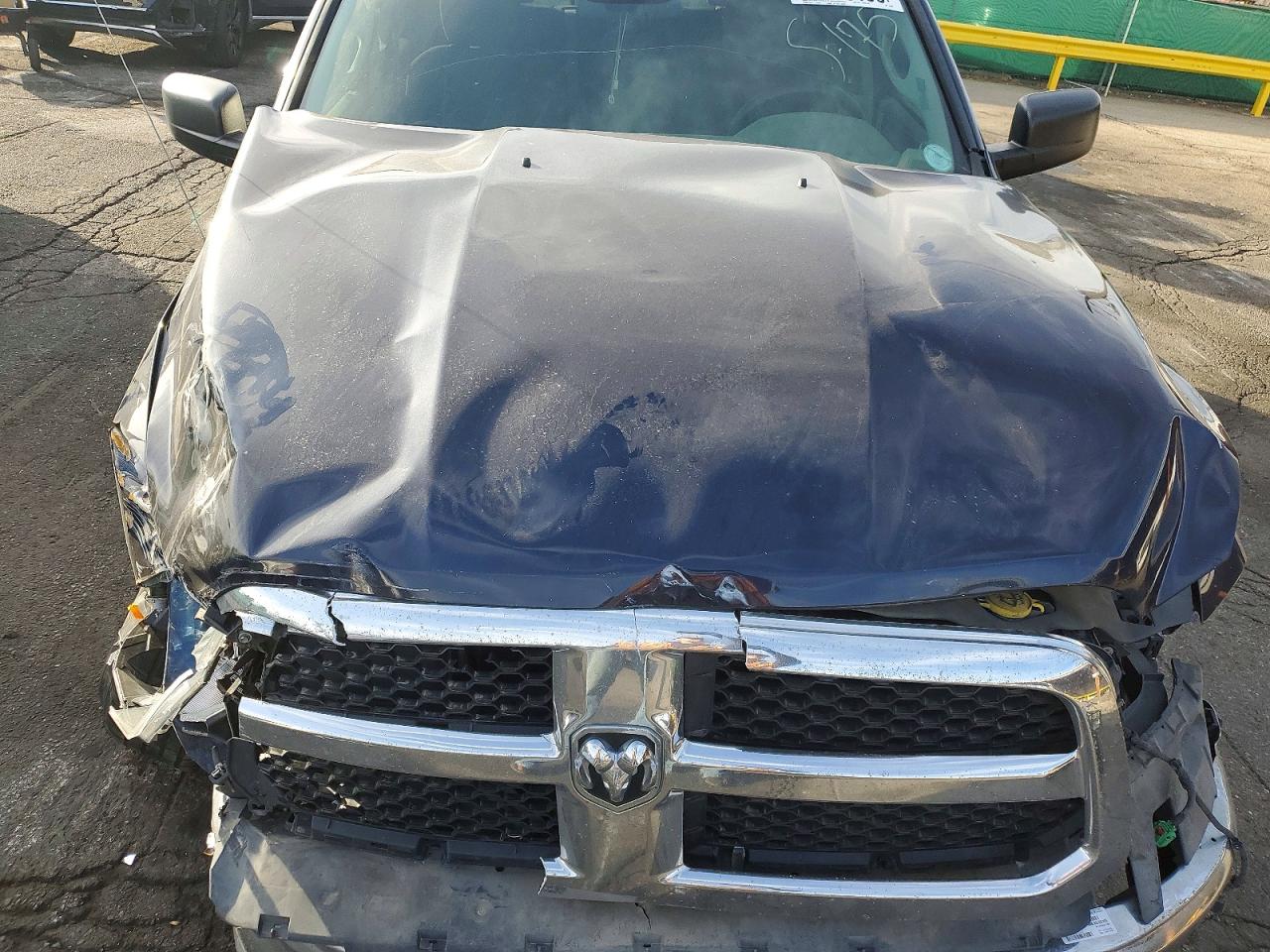 2014 RAM 1500 SLT photo 21