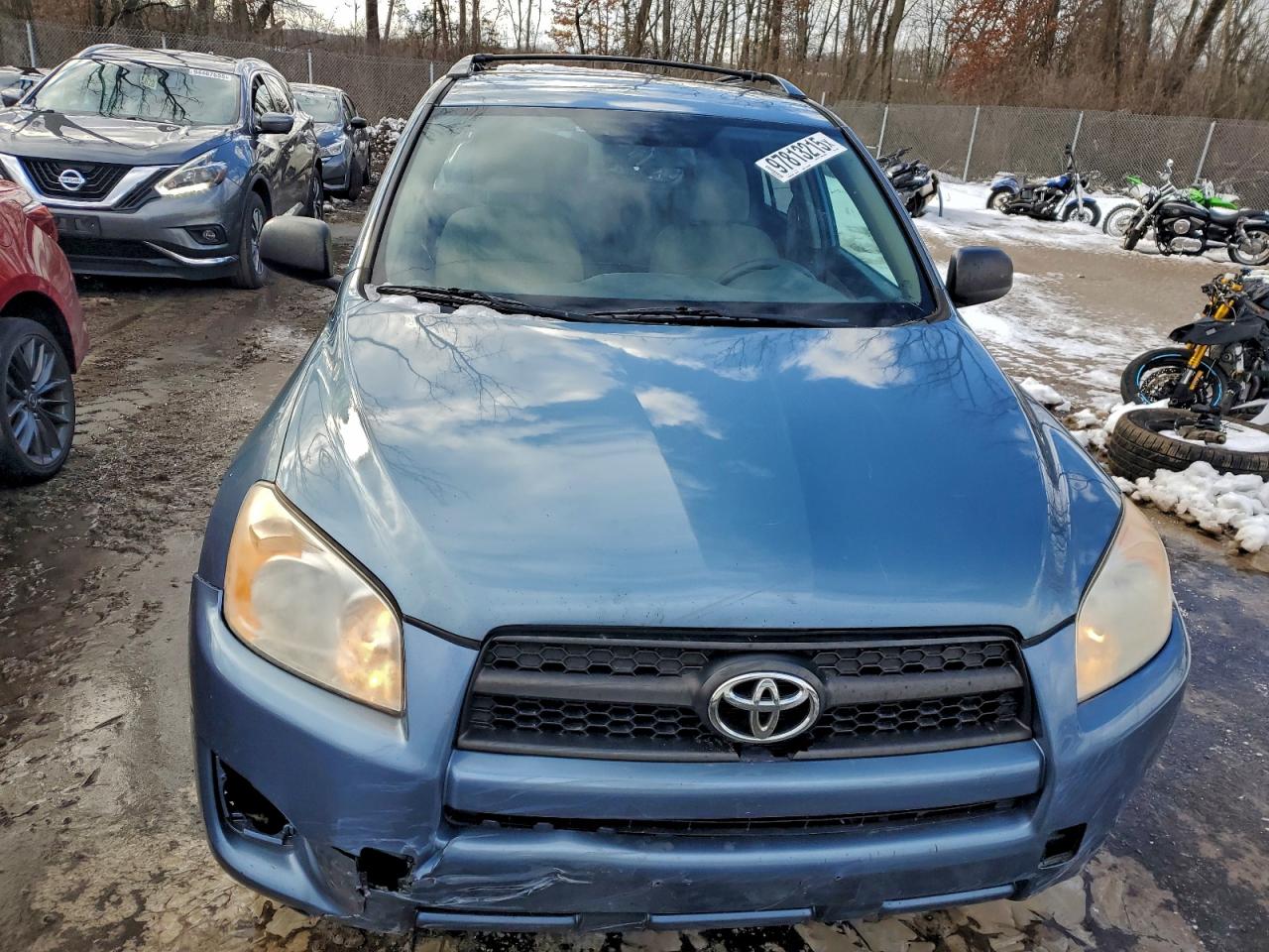 2011 TOYOTA RAV4 photo 5