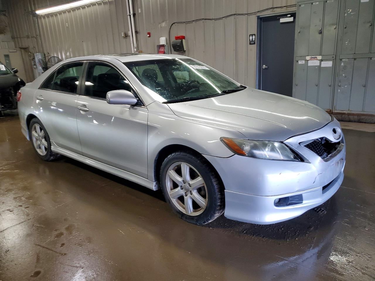 2008 TOYOTA CAMRY SE photo 7