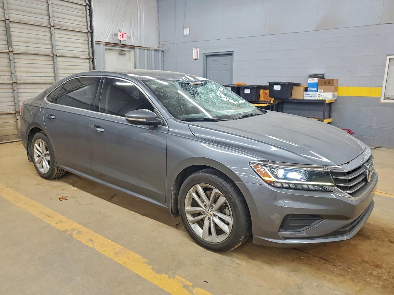 2020 VOLKSWAGEN PASSAT SE photo 4