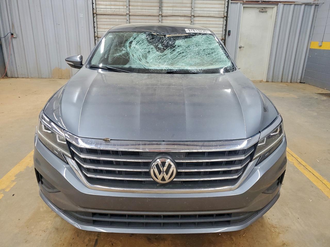 2020 VOLKSWAGEN PASSAT SE photo 5