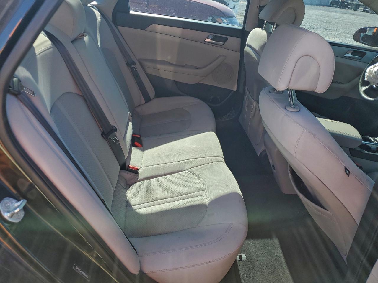 2016 HYUNDAI SONATA SE photo 10