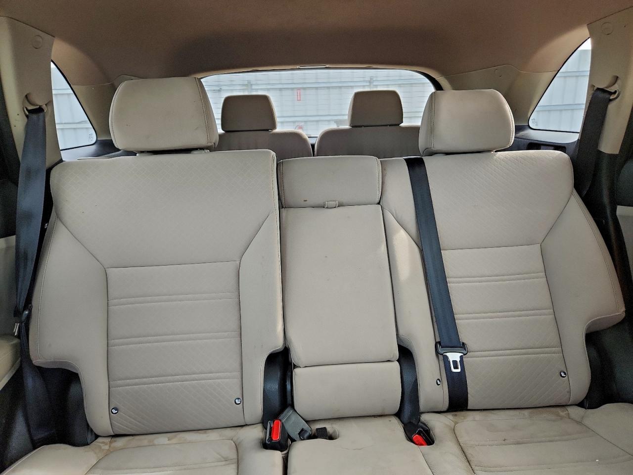 2016 KIA SORENTO LX photo 10
