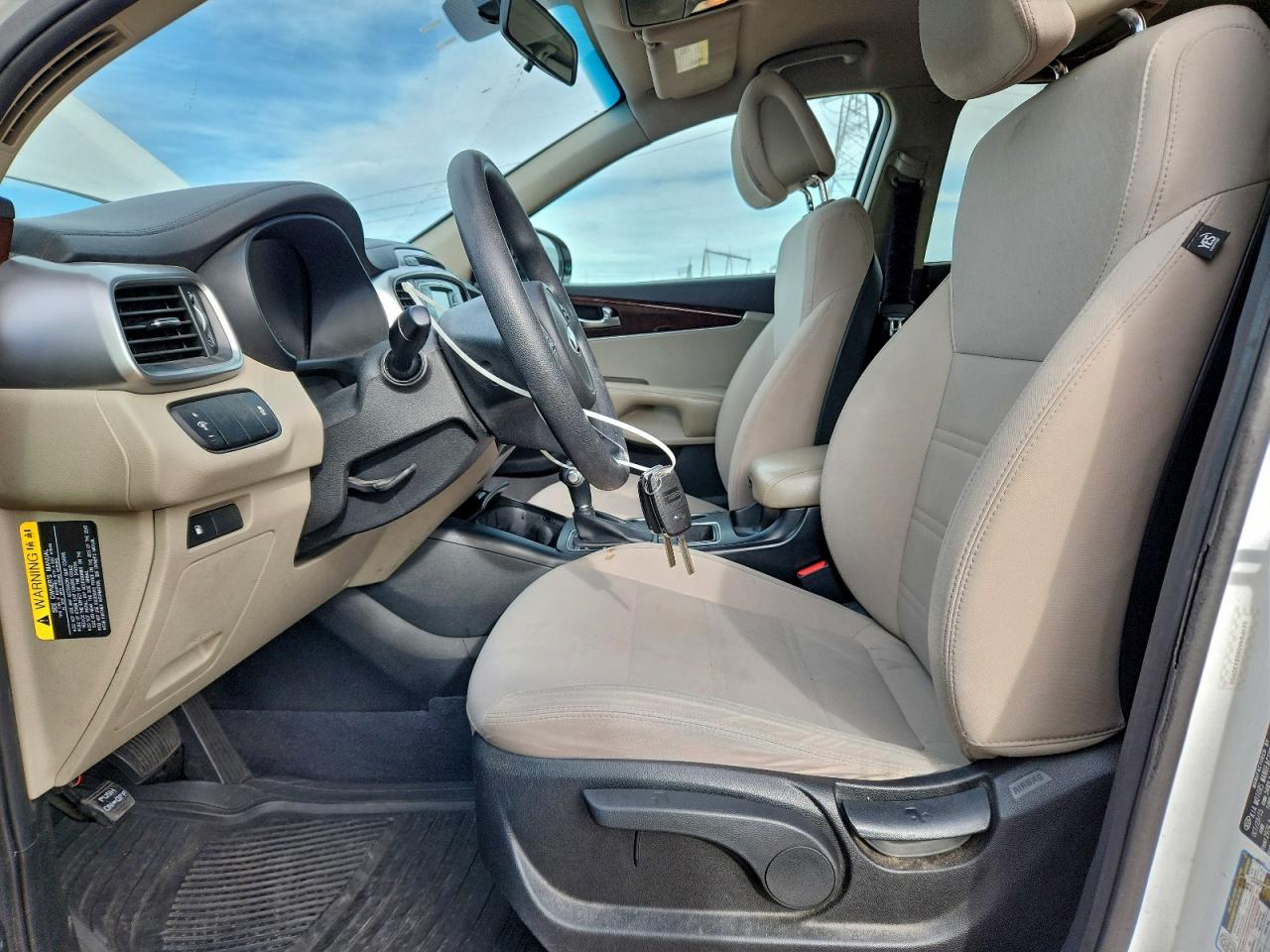 2016 KIA SORENTO LX photo 7