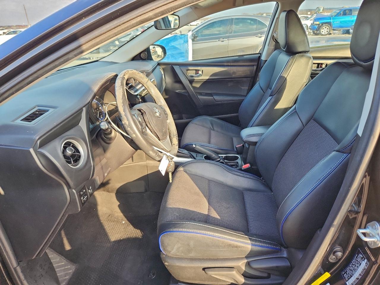 2017 TOYOTA COROLLA L photo 7