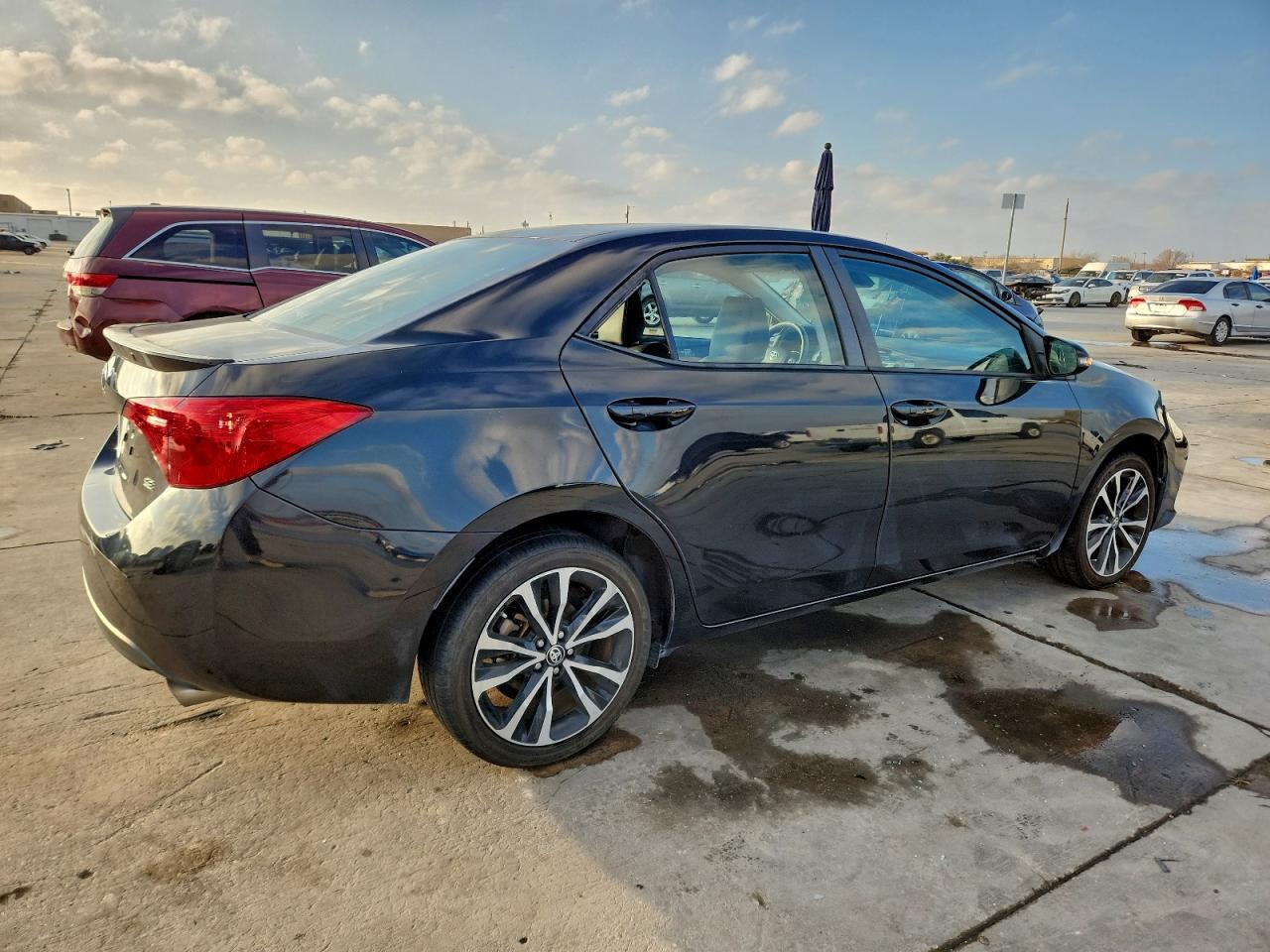 2017 TOYOTA COROLLA L photo 3