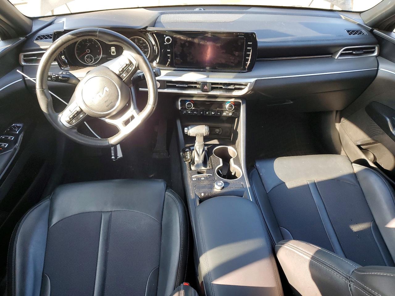 2023 KIA K5 GT LINE photo 8