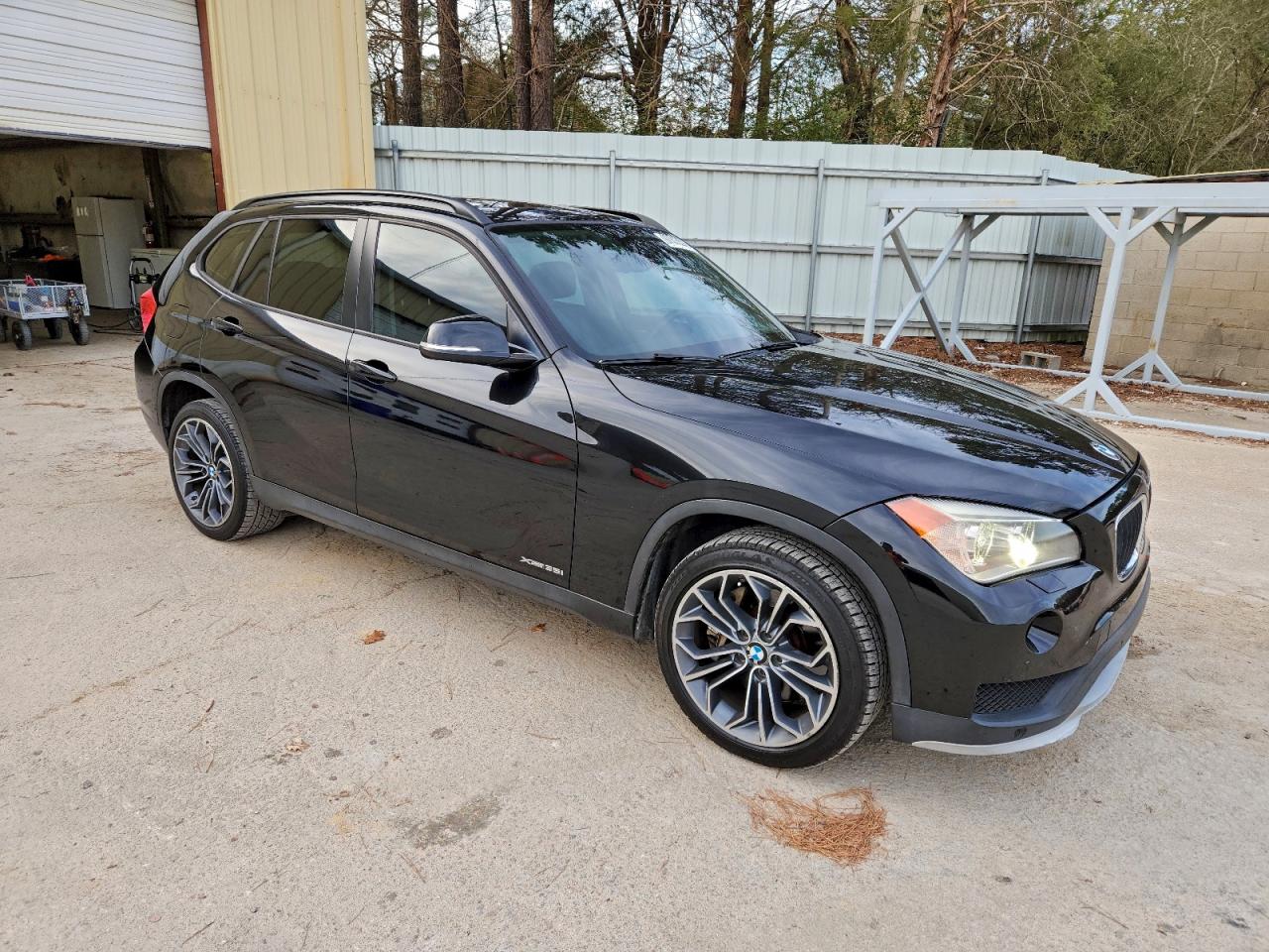 2015 BMW X1 XDRIVE35I photo 4