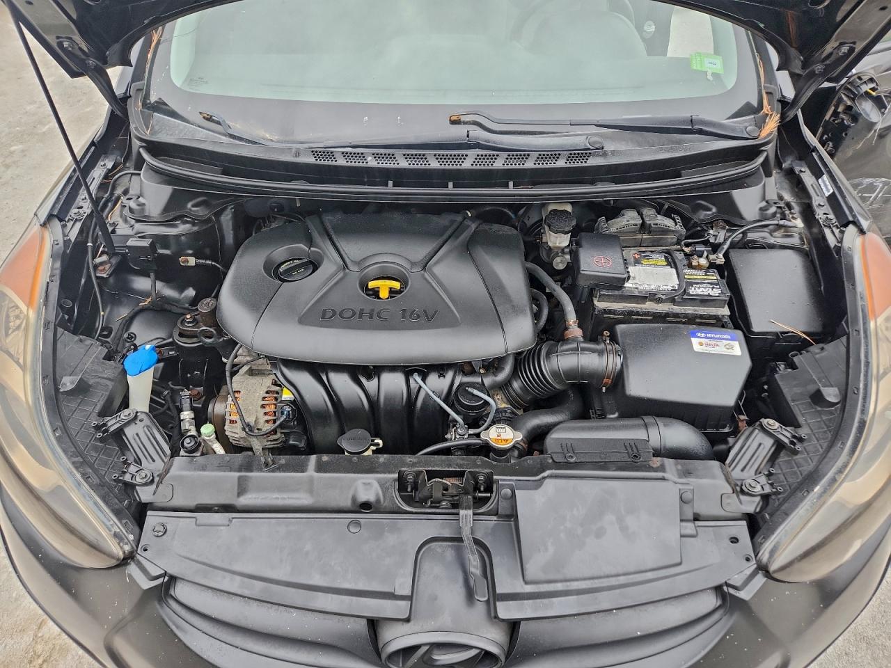 2012 HYUNDAI ELANTRA GLS photo 11