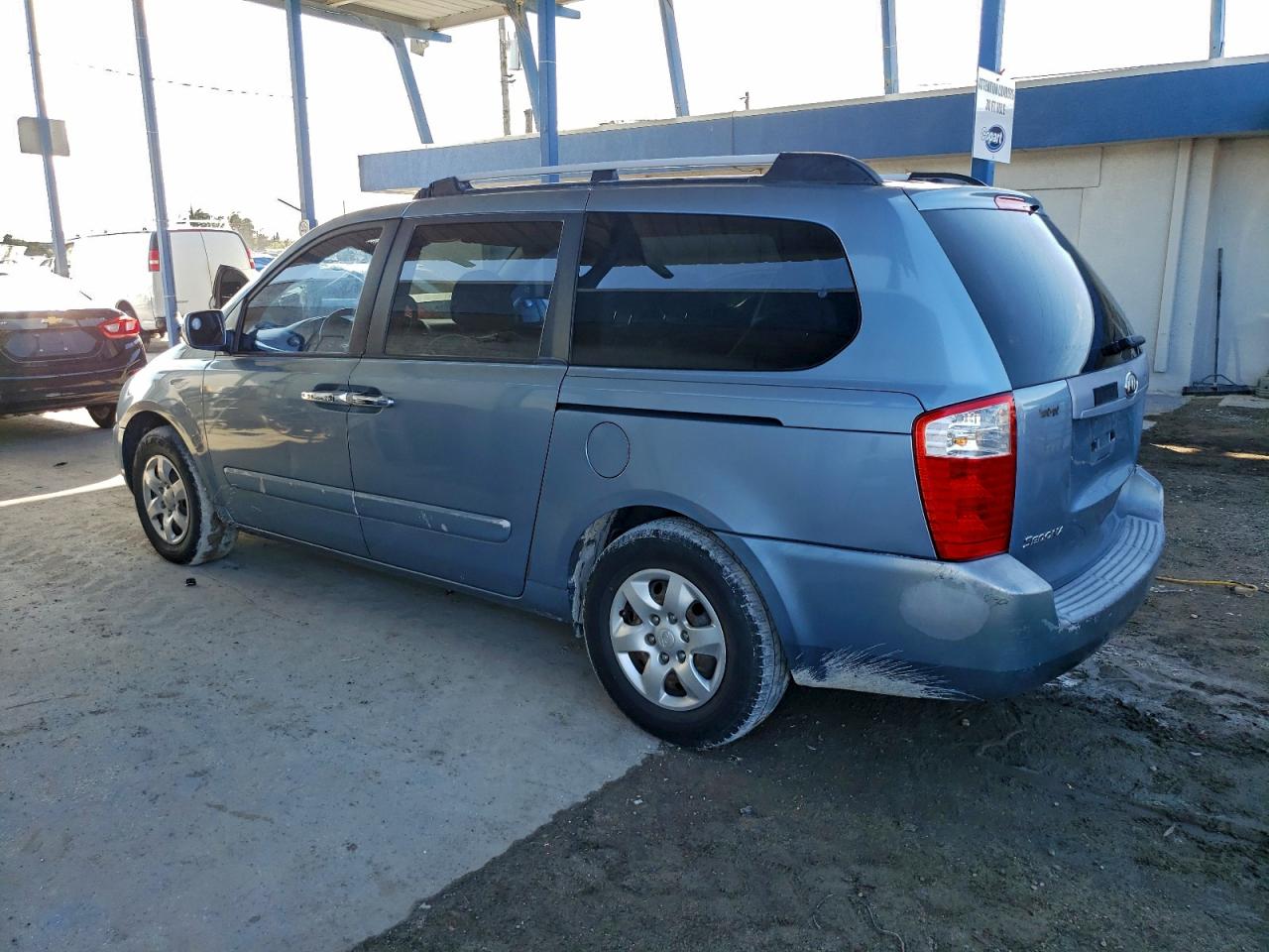 2008 KIA SEDONA EX photo 2
