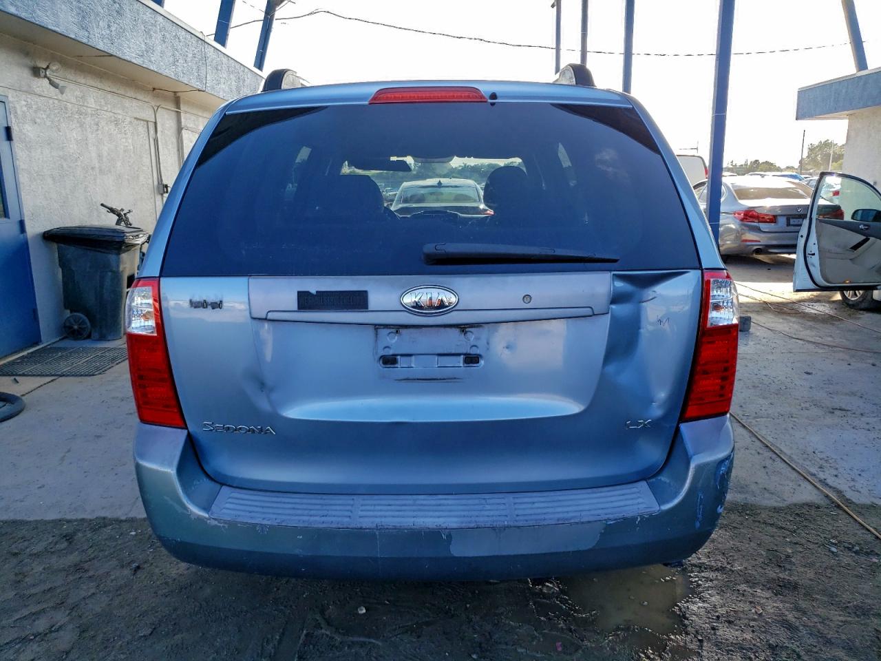 2008 KIA SEDONA EX photo 6