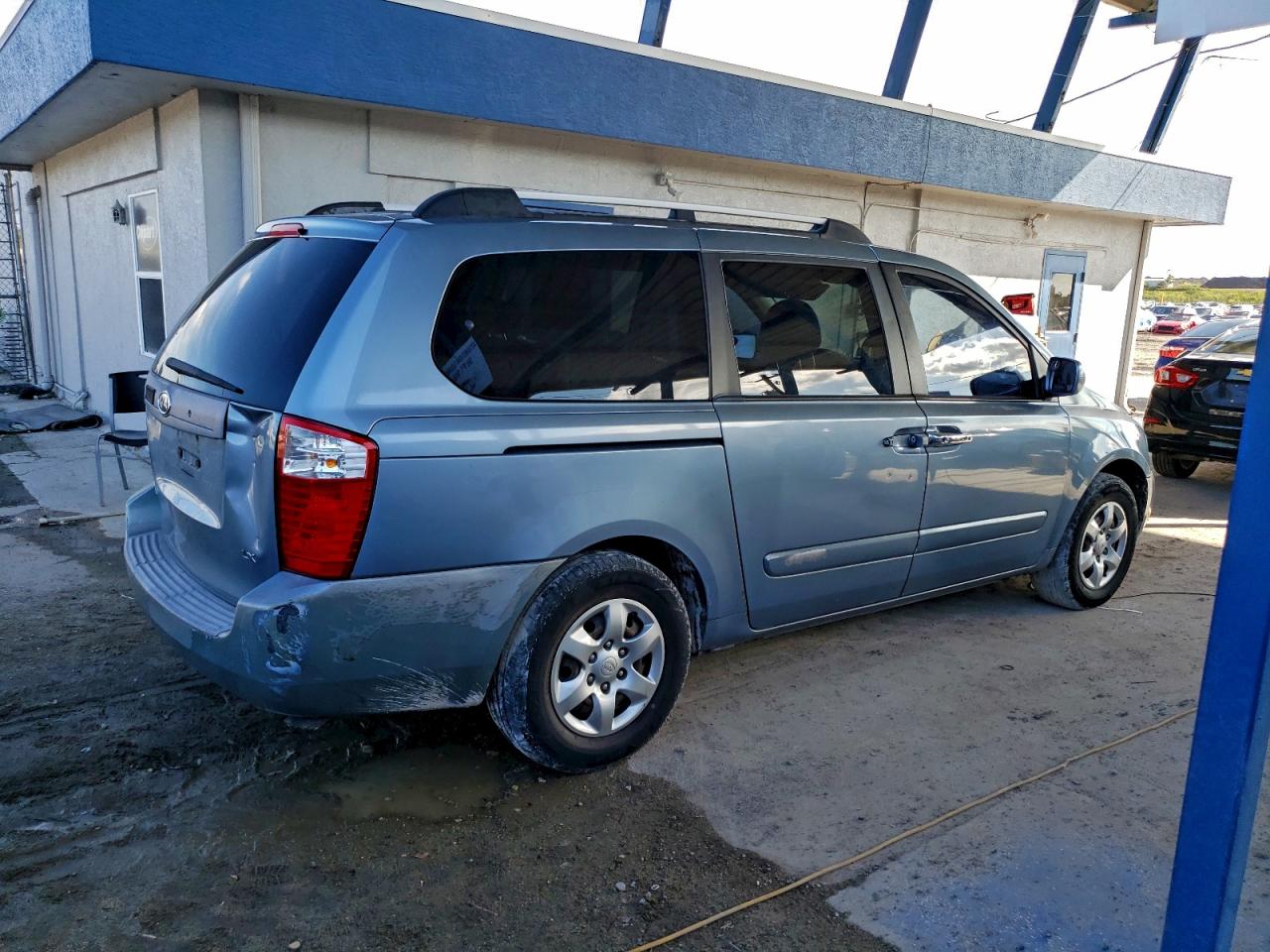 2008 KIA SEDONA EX photo 3