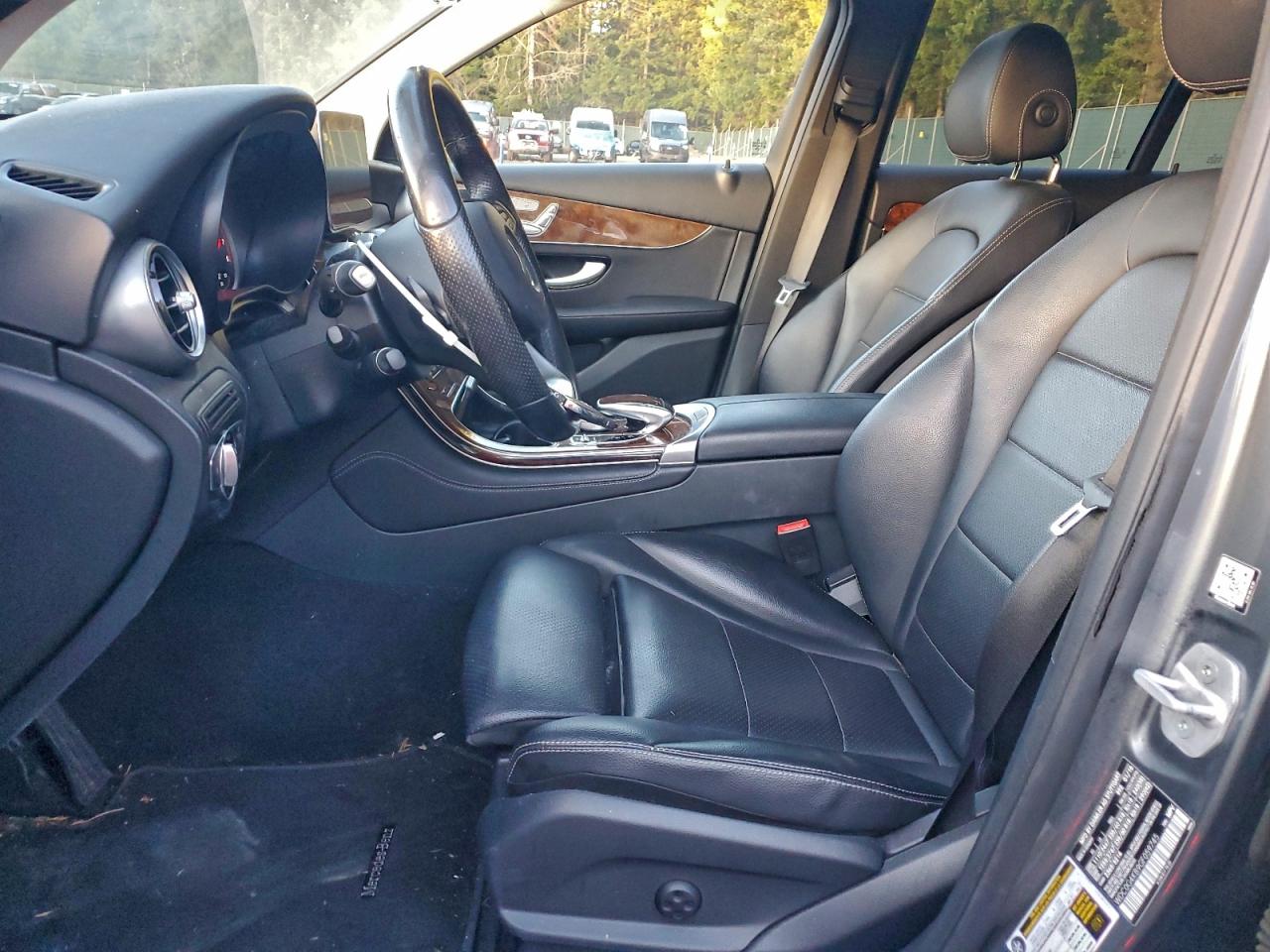 2016 MERCEDES-BENZ GLC 300 4MATIC photo 7
