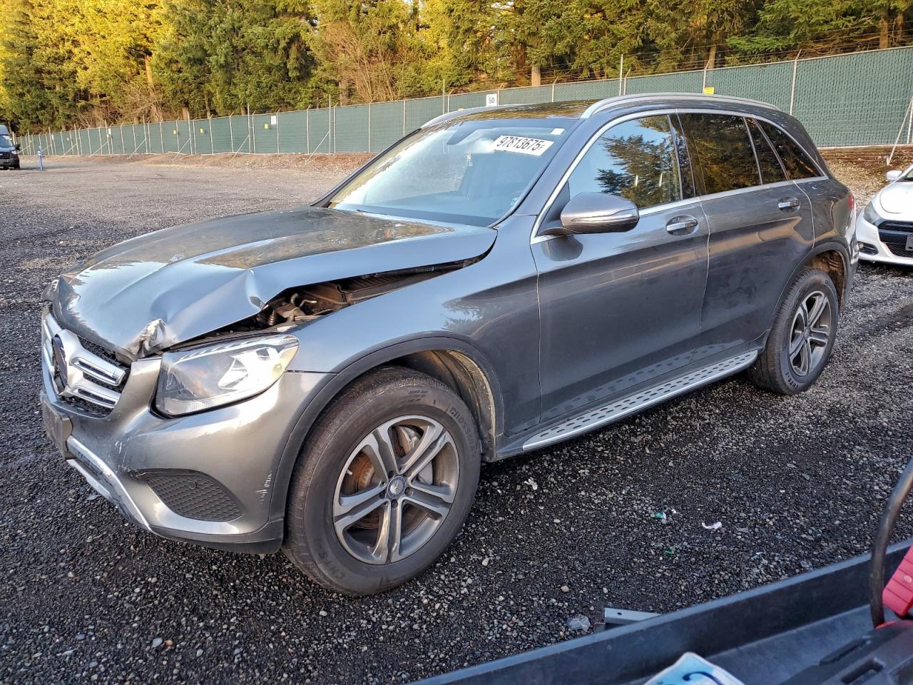 2016 MERCEDES-BENZ GLC