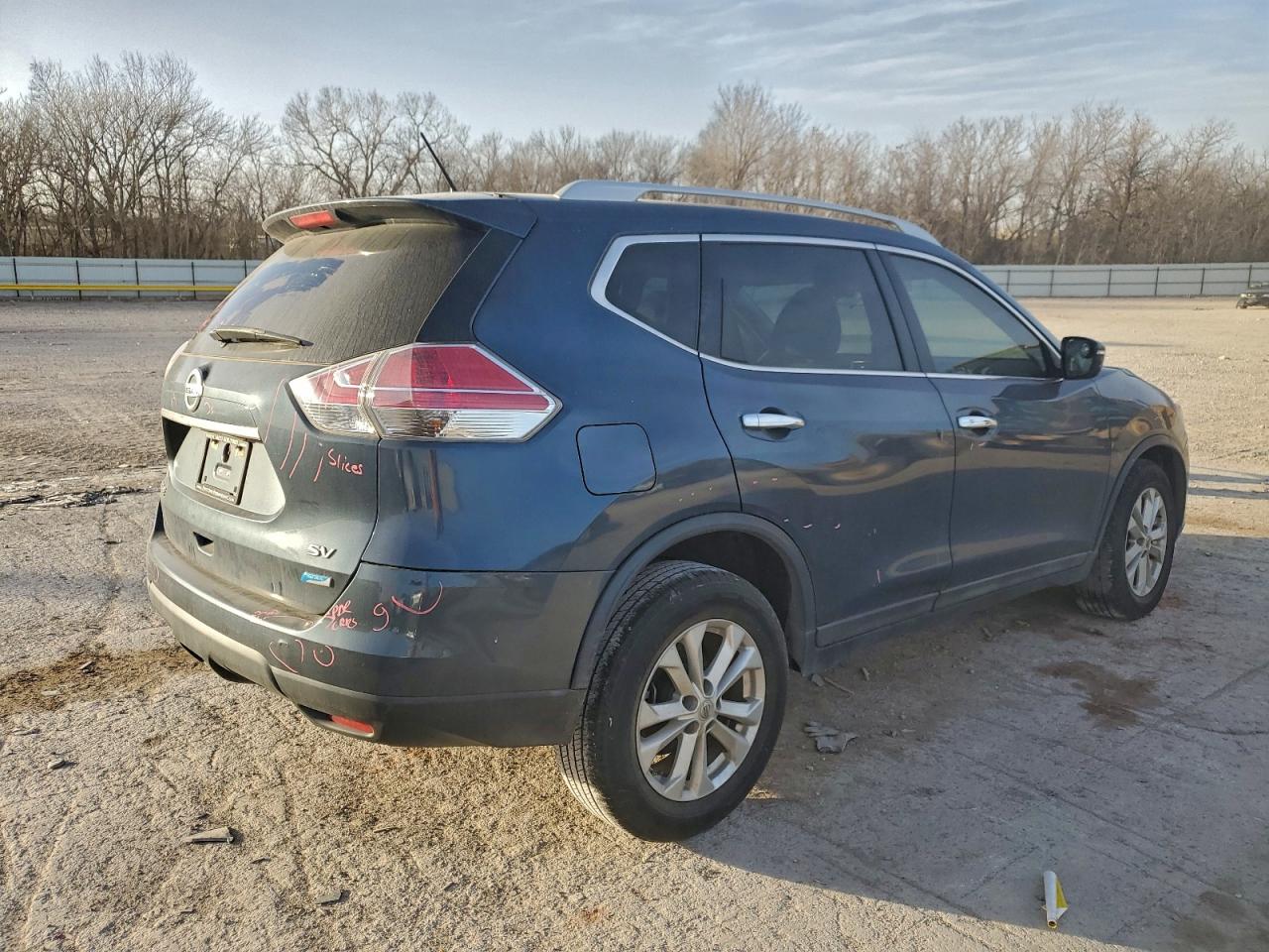 2014 NISSAN ROGUE S photo 3