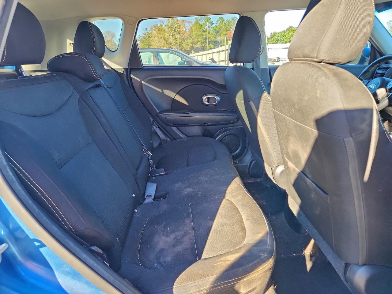 2016 KIA SOUL + photo 11