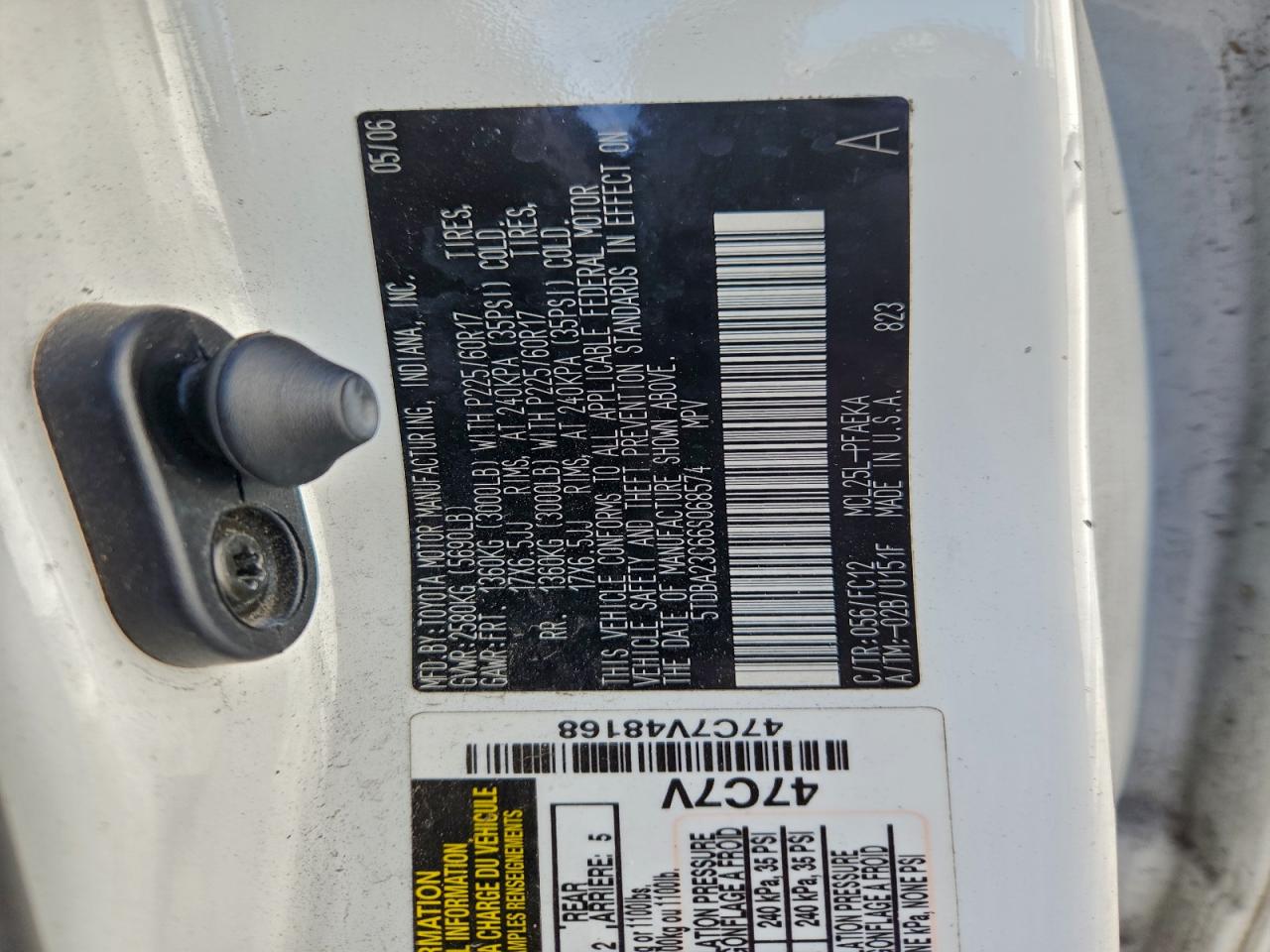 2006 TOYOTA SIENNA LE photo 13