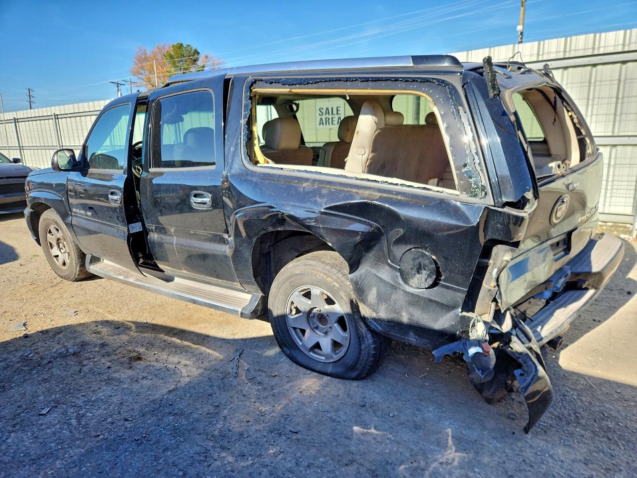 2006 CADILLAC ESCALADE ESV photo 2