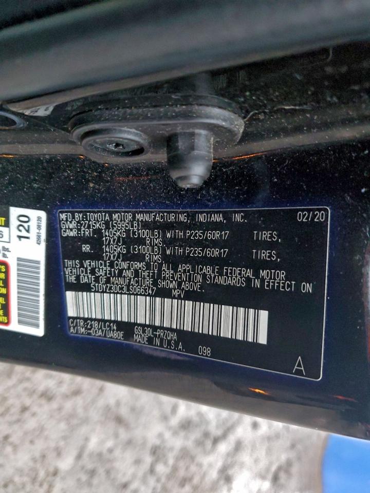 2020 TOYOTA SIENNA XLE photo 14