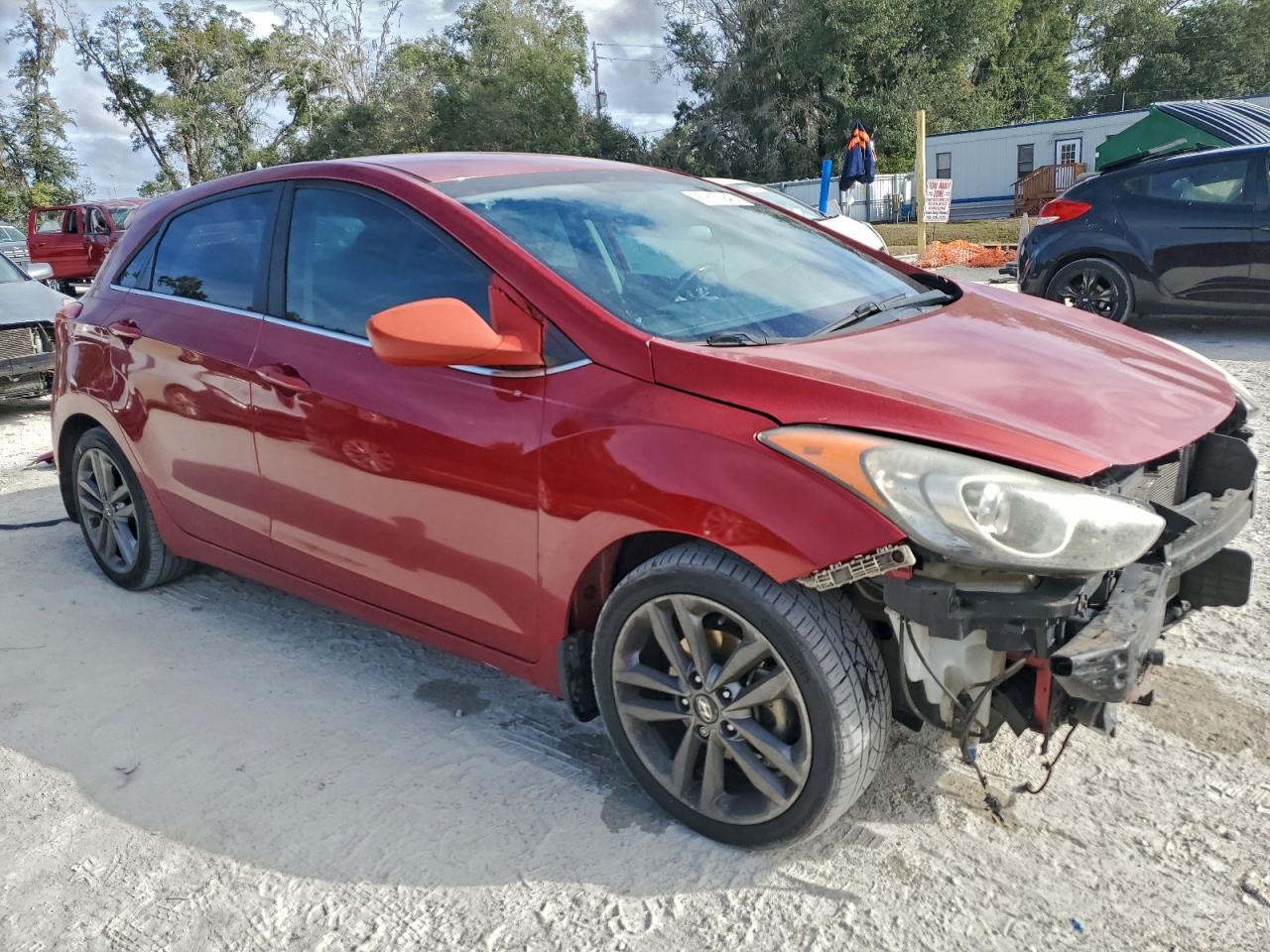 2016 HYUNDAI ELANTRA GT photo 4