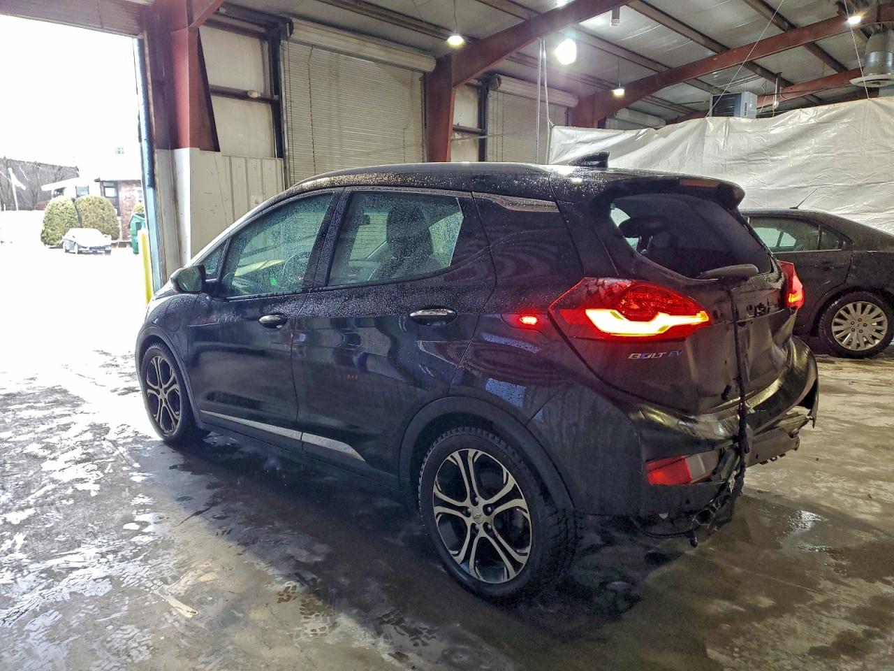 2017 CHEVROLET BOLT EV PREMIER photo 2