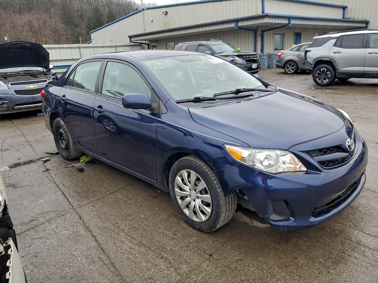 2012 TOYOTA COROLLA BASE photo 4