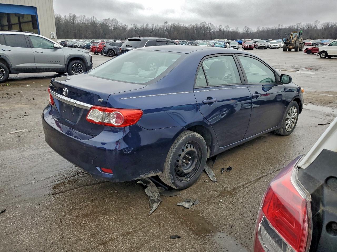 2012 TOYOTA COROLLA BASE photo 3