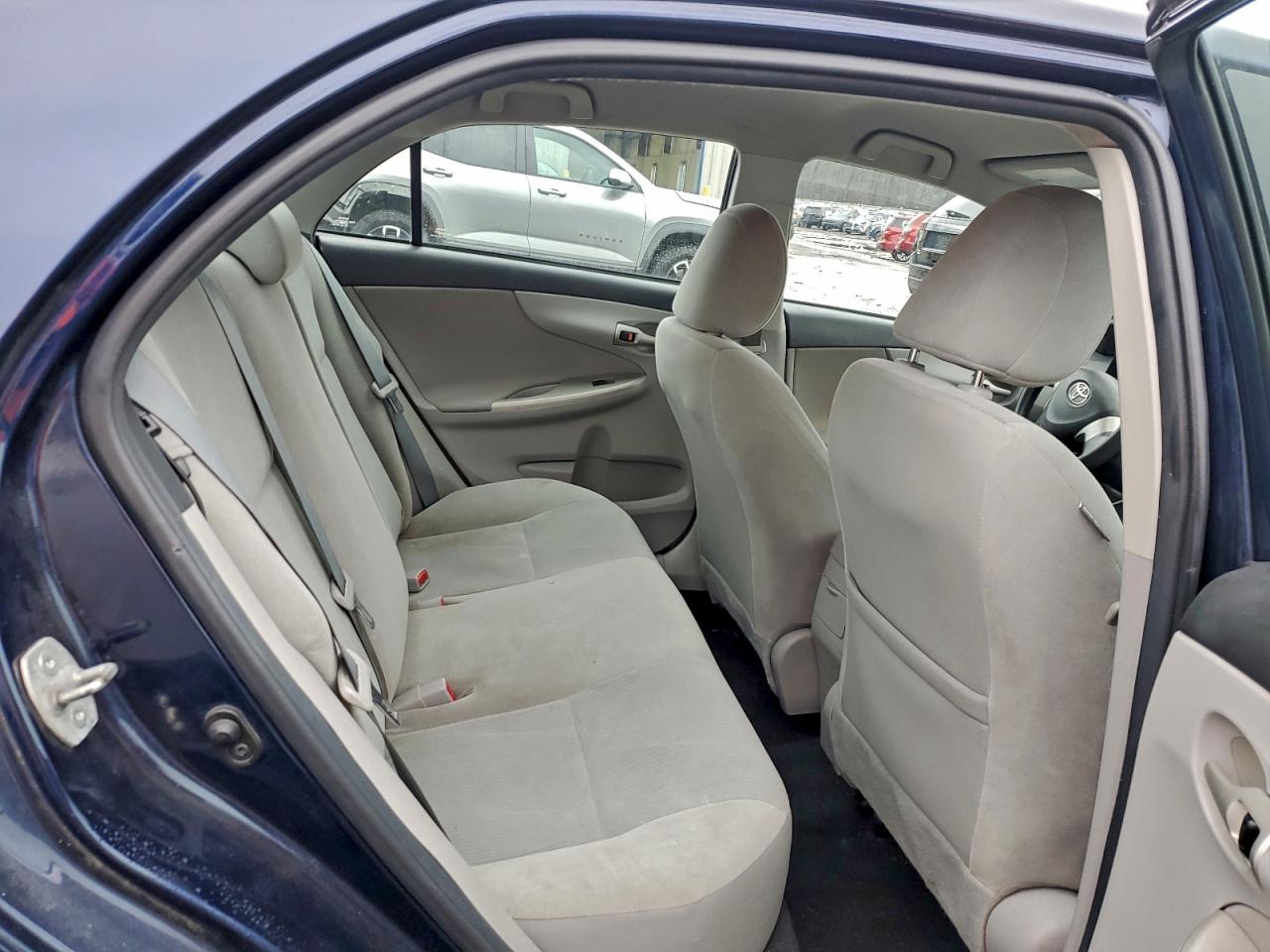 2012 TOYOTA COROLLA BASE photo 10