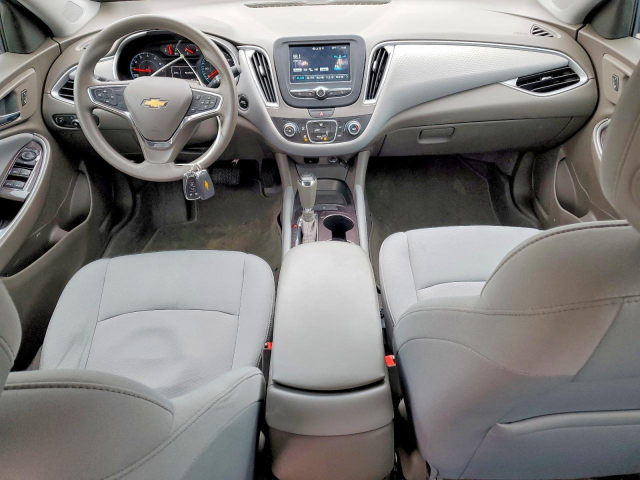 2018 CHEVROLET MALIBU LS photo 8