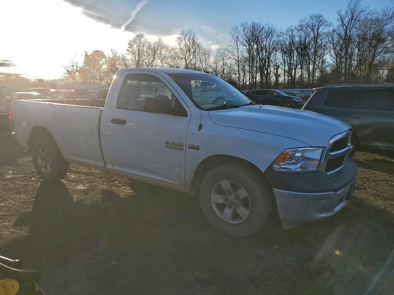 2018 RAM 1500 ST photo 4