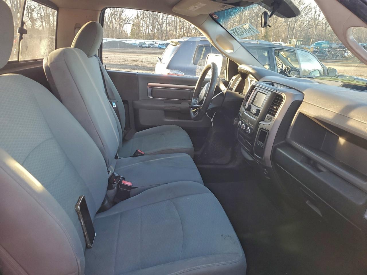 2018 RAM 1500 ST photo 7