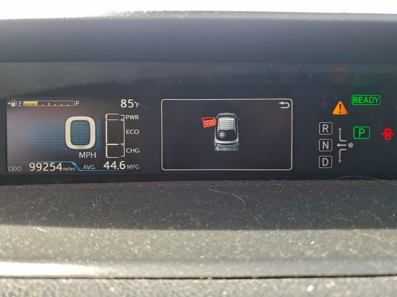 2016 TOYOTA PRIUS photo 9