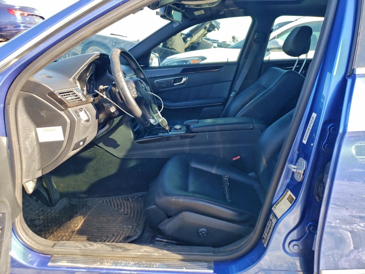 2011 MERCEDES-BENZ E 350 photo 7