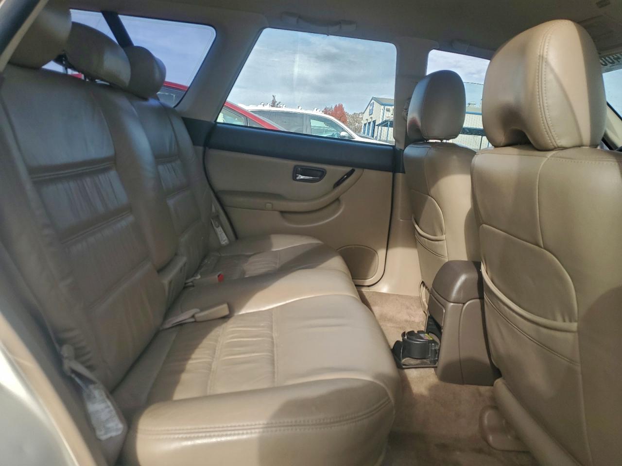 2002 SUBARU LEGACY OUTBACK photo 10