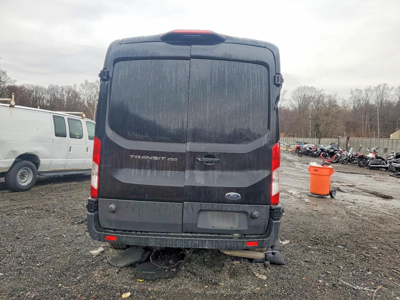 2020 FORD TRANSIT T-250 photo 11