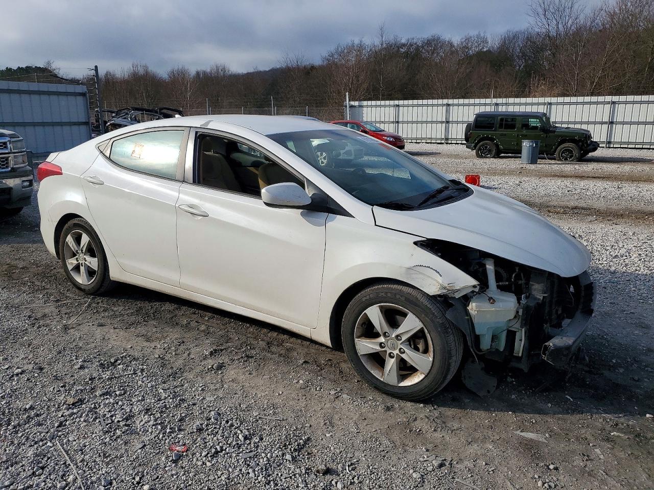 2013 HYUNDAI ELANTRA GLS photo 4