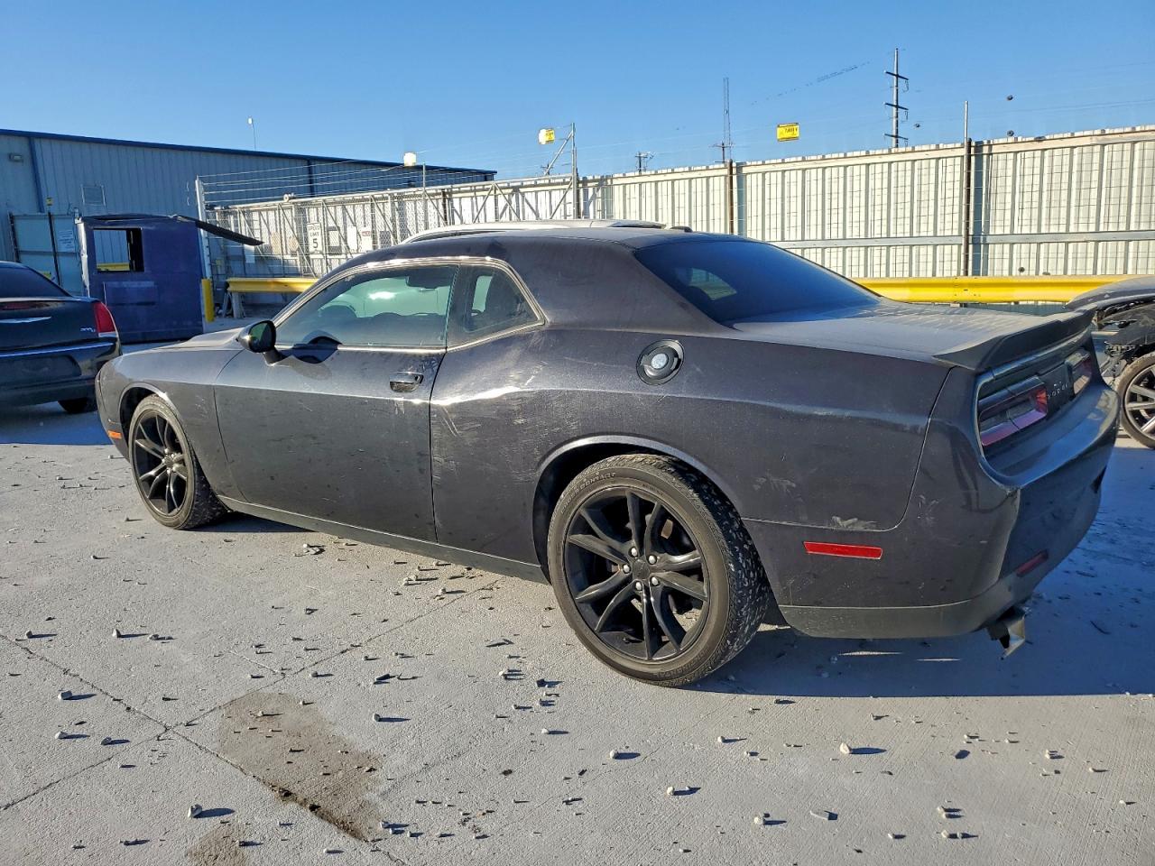 2016 DODGE CHALLENGER R/T photo 2