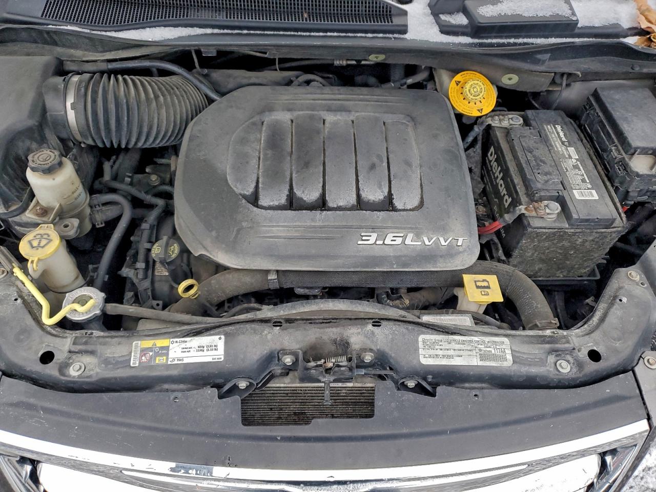 2015 CHRYSLER TOWN & COUNTRY TOURING L photo 12