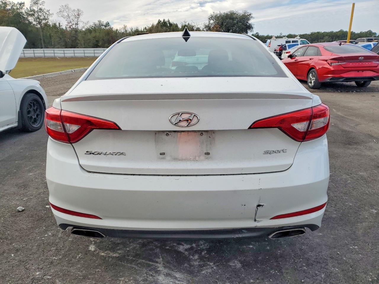 2015 HYUNDAI SONATA SPORT photo 6