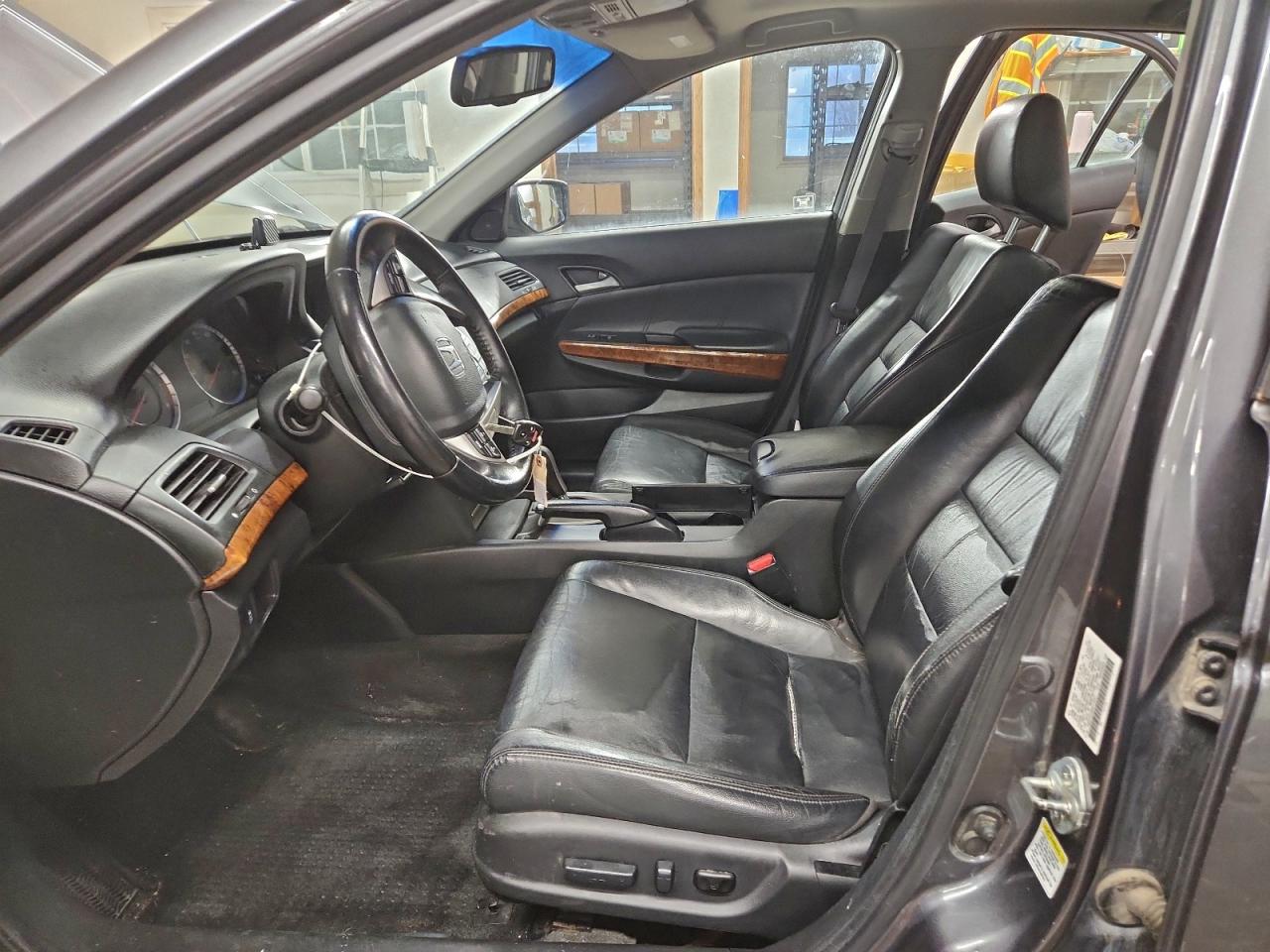 2011 HONDA ACCORD EXL photo 7