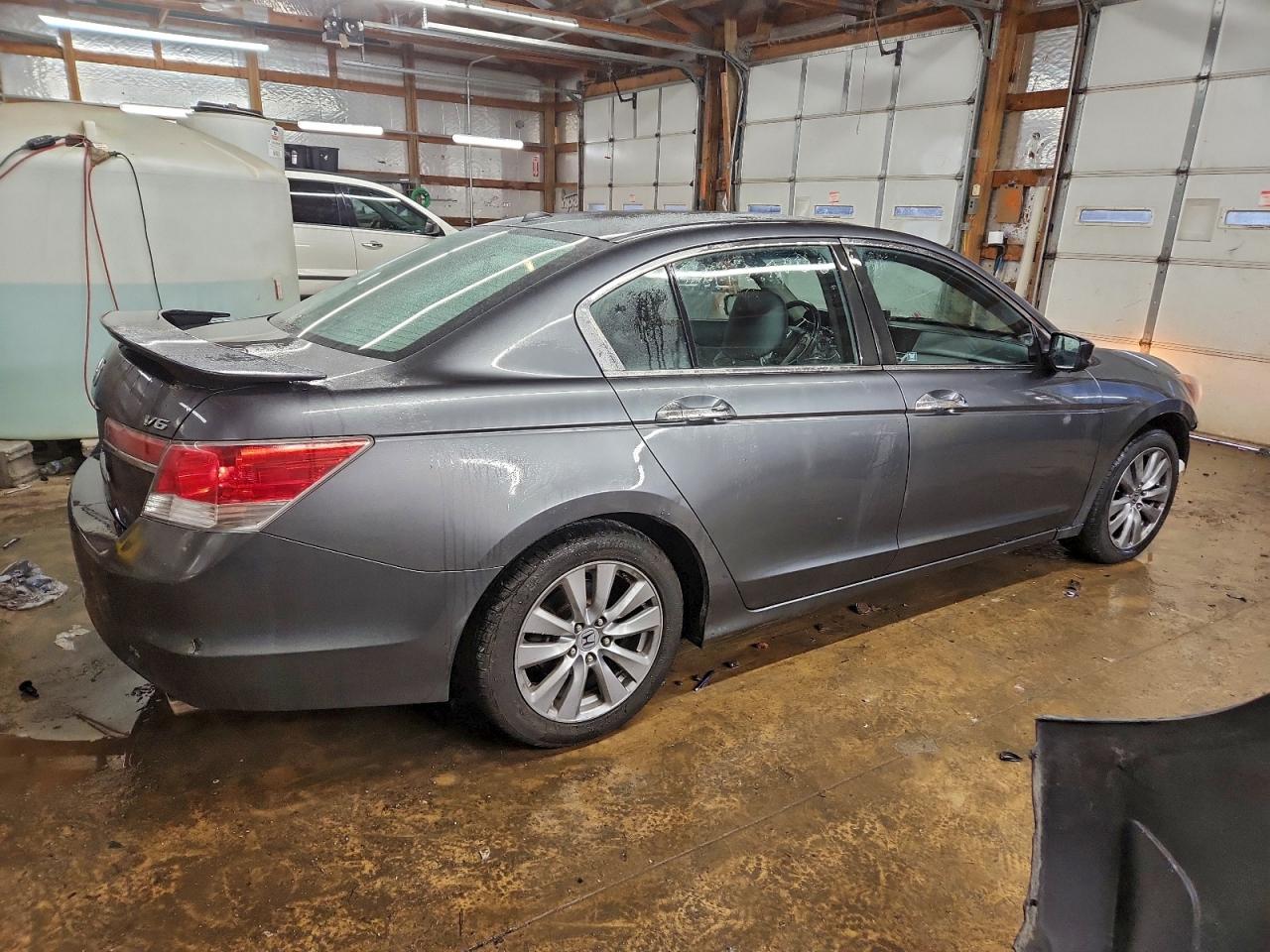 2011 HONDA ACCORD EXL photo 3