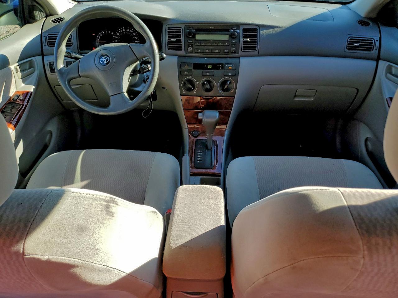 2007 TOYOTA COROLLA CE photo 8