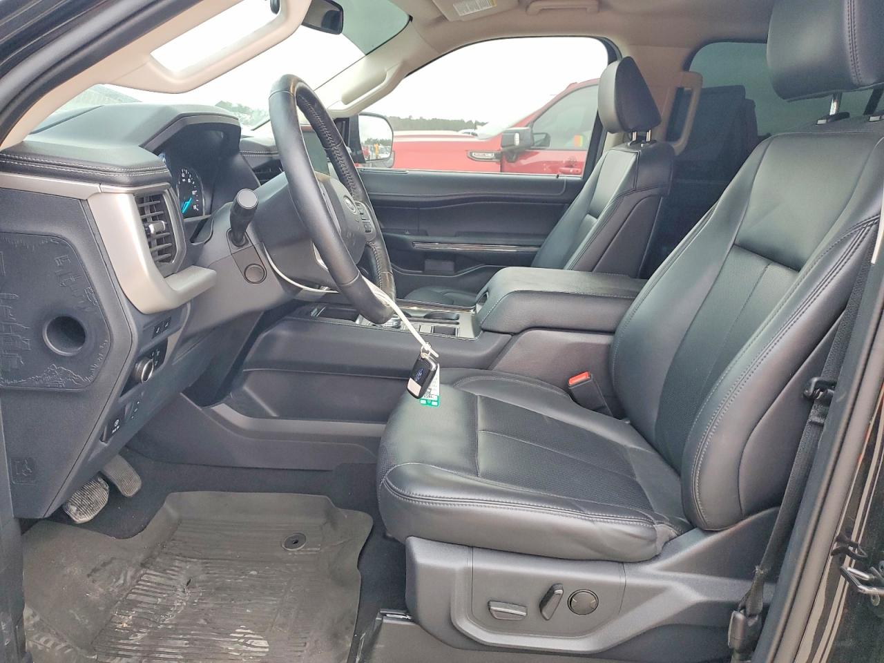 2024 FORD EXPEDITION MAX XLT photo 25