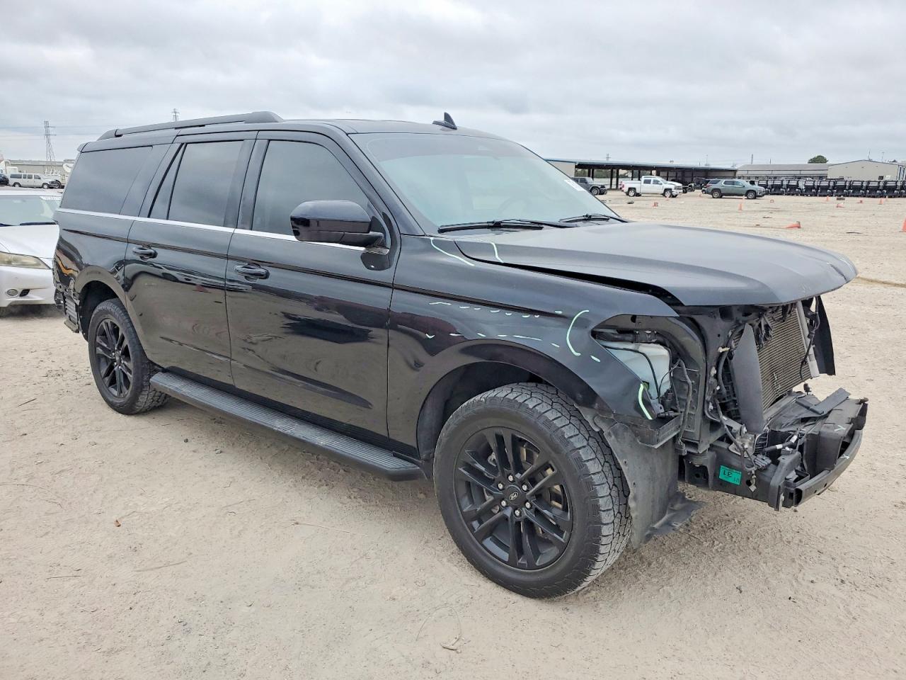 2024 FORD EXPEDITION MAX XLT photo 13