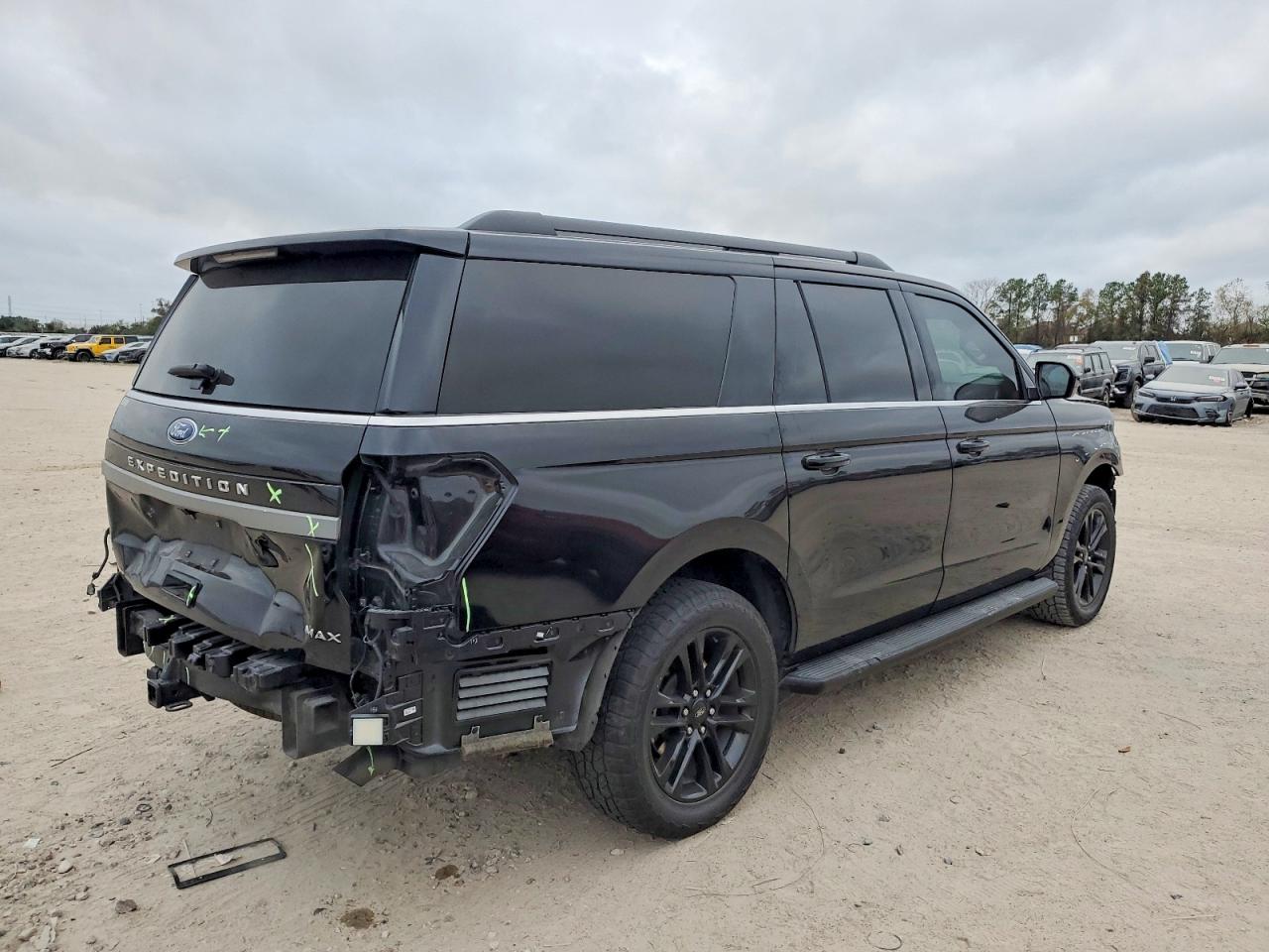 2024 FORD EXPEDITION MAX XLT photo 9