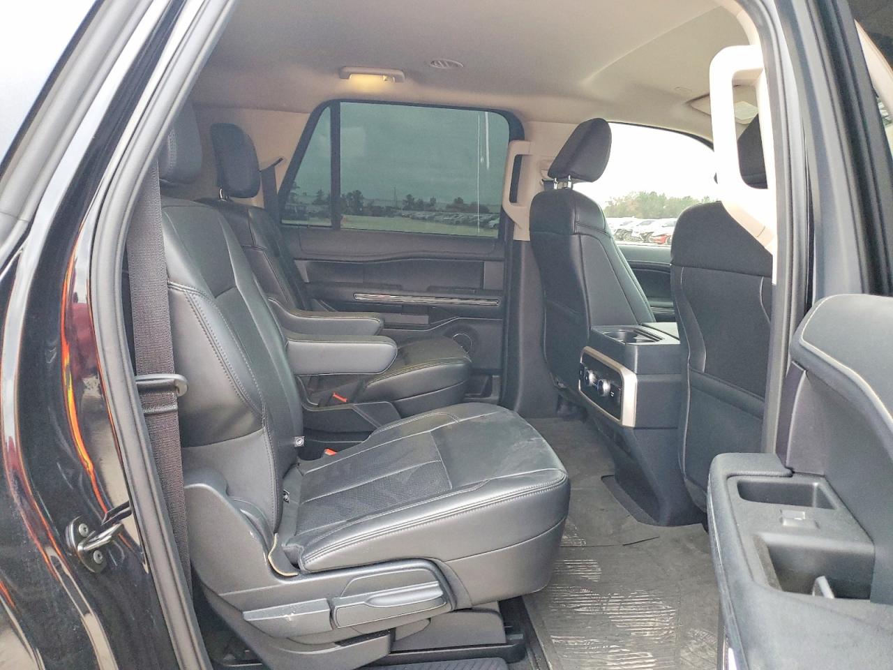 2024 FORD EXPEDITION MAX XLT photo 41