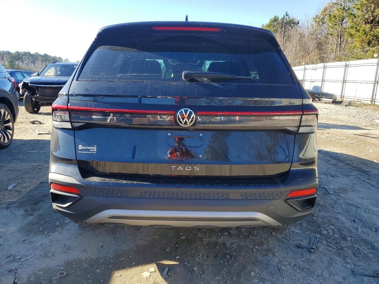 2025 VOLKSWAGEN TAOS S photo 6