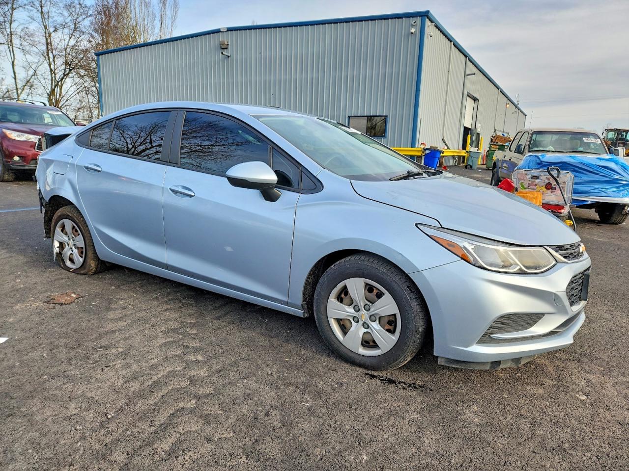 2017 CHEVROLET CRUZE LS photo 4