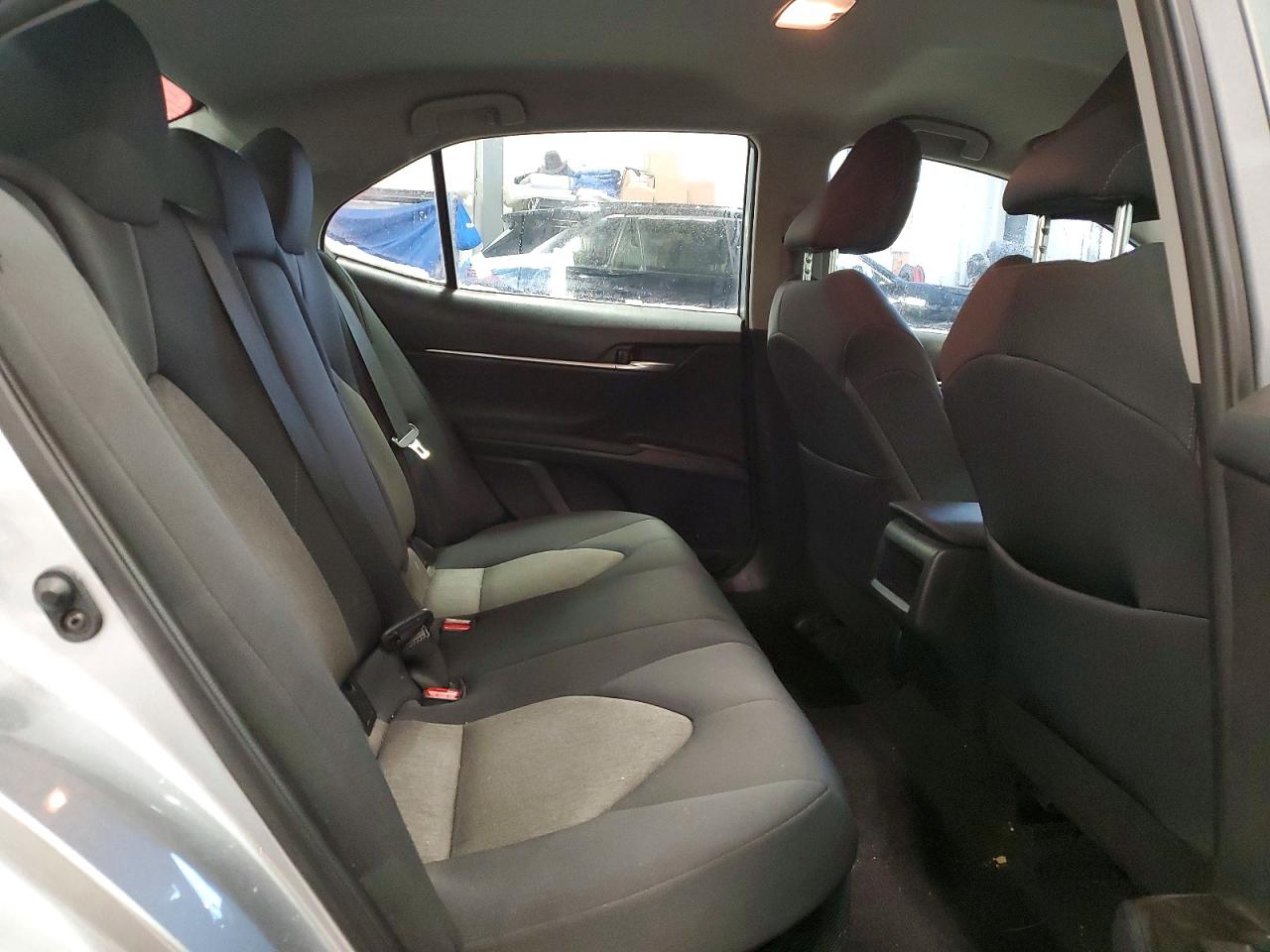 2023 TOYOTA CAMRY LE photo 10